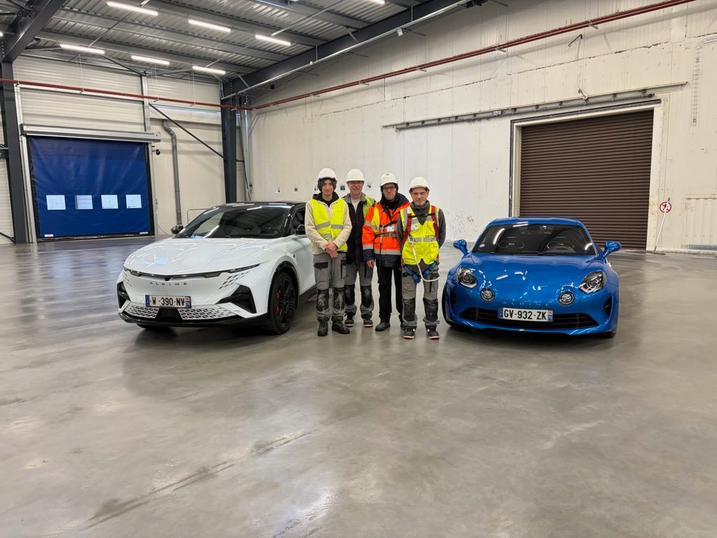 Les équipes de Briand Electricité sur le chantier Alpine de Normandie
